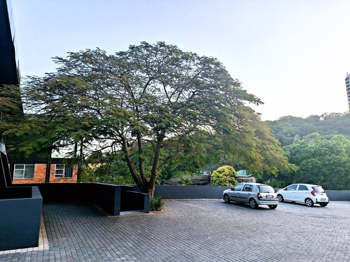 Zar Hotel Amanzimtoti Exterior photo