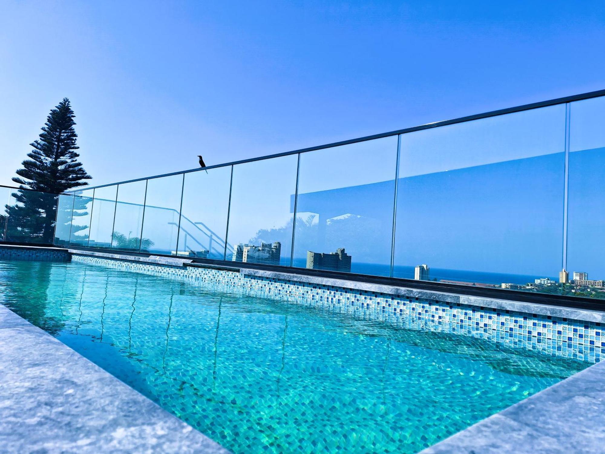 Zar Hotel Amanzimtoti Exterior photo